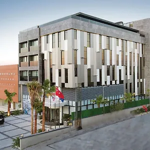 Mia Hotel
