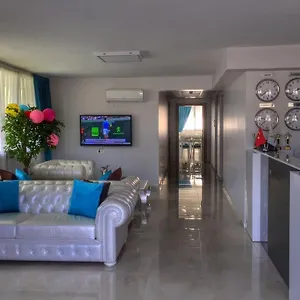Hotel Suya, İzmir